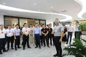 热烈欢迎广东省人大常委会2023年全国人大代表一行莅临亚搏集团官网亚搏集团官网亚搏集团官网亚搏集团官网首页-亚搏(中国)
集